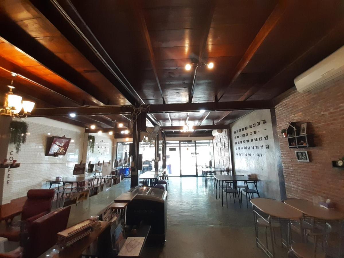 Resting Place Hostel Mueang Kao Экстерьер фото